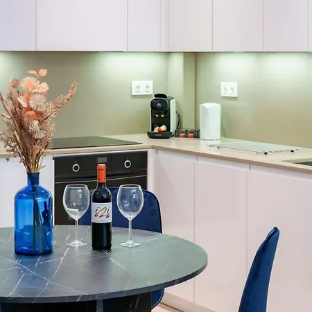 Casa vacanze Stylish 3bd With Rooftop Jacuzzi - Artes