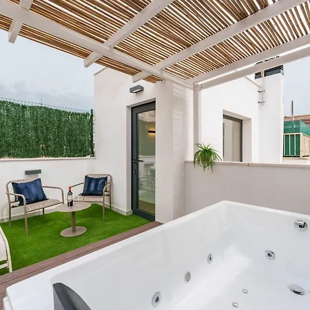 Stylish 3bd With Rooftop Jacuzzi - Artes Málaga