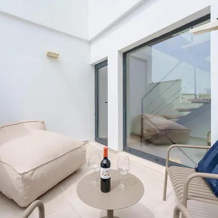 Casa vacanze Stylish 3bd With Rooftop Jacuzzi - Artes