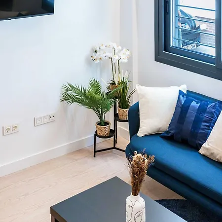 Stylish 3bd With Rooftop Jacuzzi - Artes בית נופש מאלגה