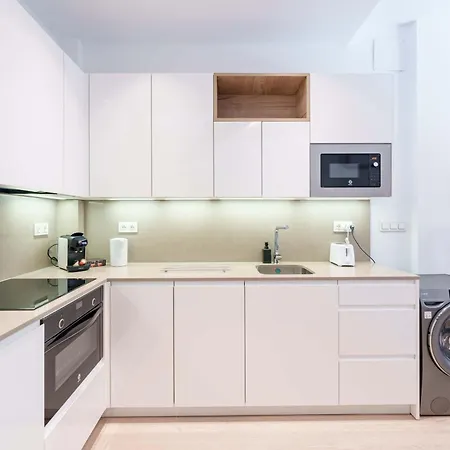 Stylish 3bd With Rooftop Jacuzzi - Artes *